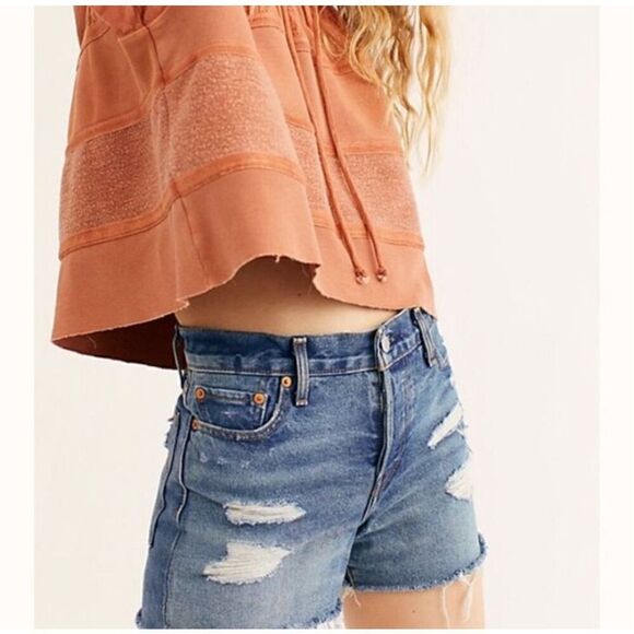 Levi’s Wedgie Distressed High Rise Denim Shorts Size 30 - Picture 3 of 12